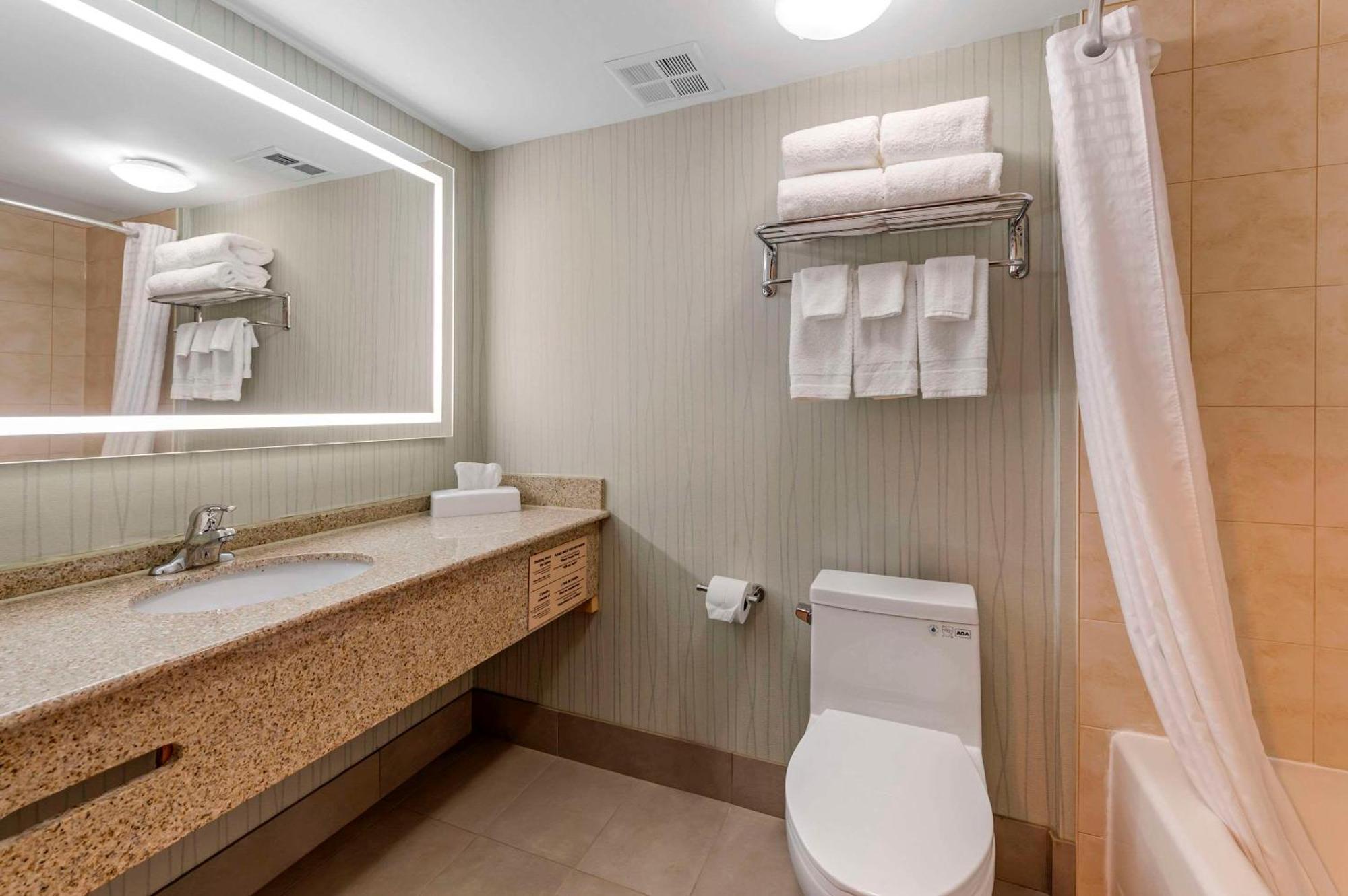Quality Inn Ottawa Luaran gambar